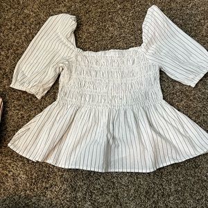 Tutu white and grey shirt